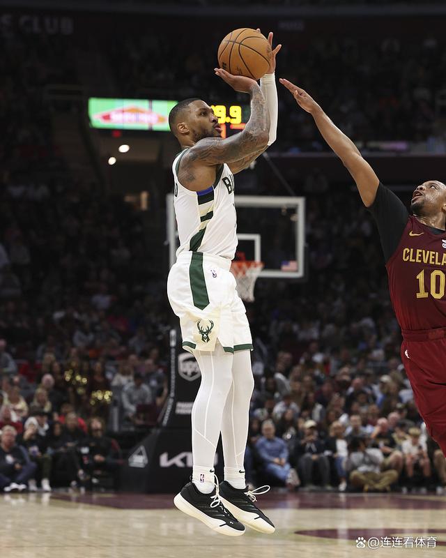 阿扎伦卡焦点对战，字母哥与80激战美国队分钟，爆冷胜负难料！