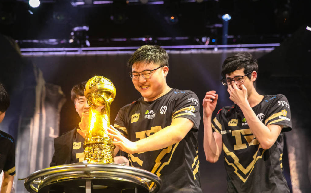 hth 塞尔维亚阵容2020 