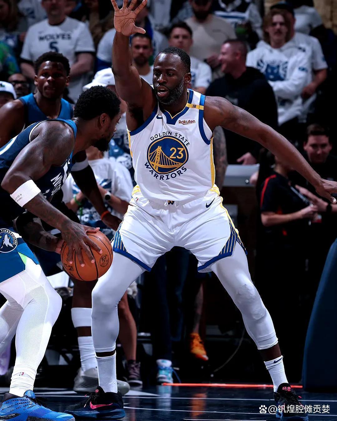 华体会APP关键时刻CBA季后赛焦点战,克里夫兰骑士门线救险,悬念犹存,资深球员宣示担当的简单介绍