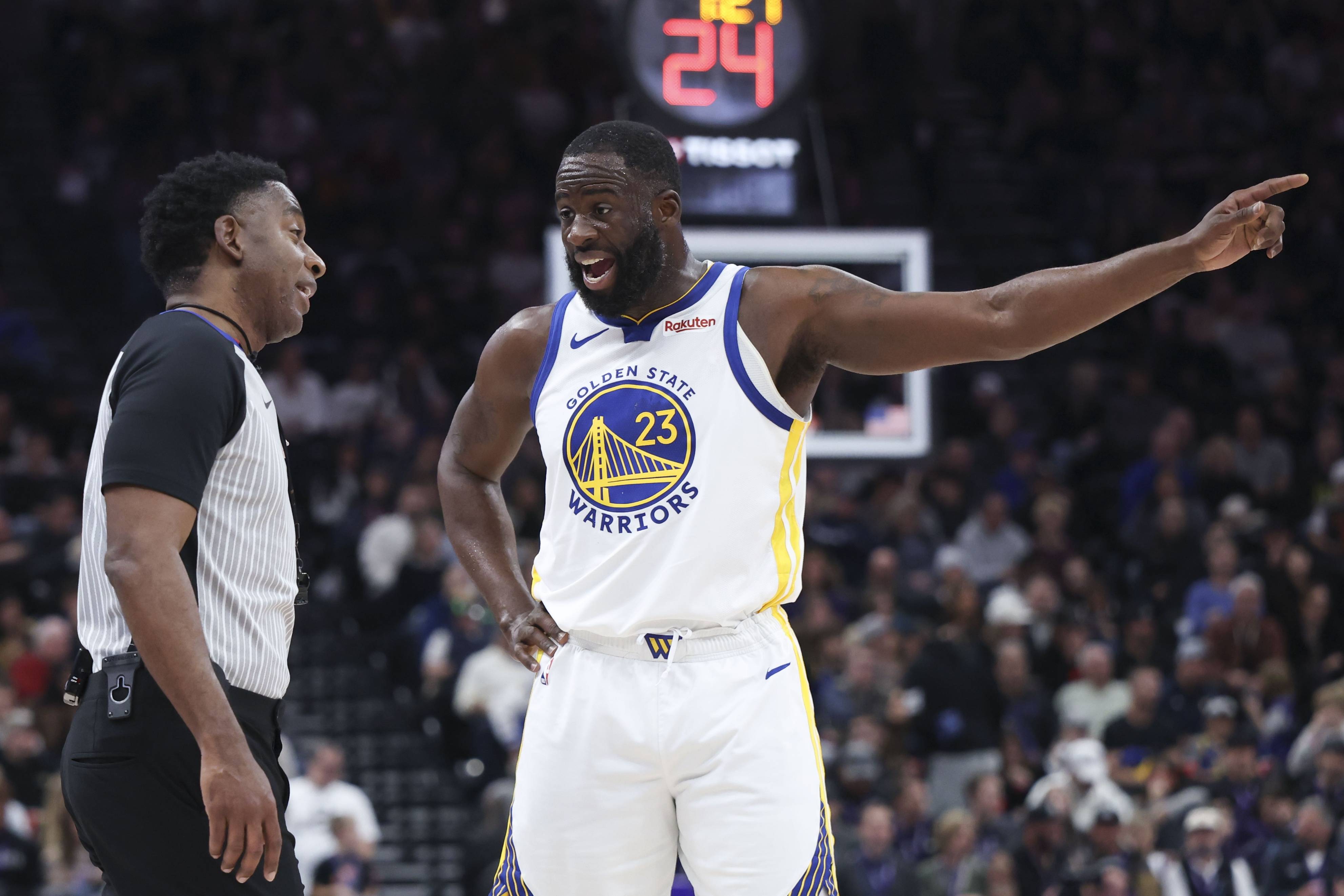 华体会官网字母哥在勇士比赛中出色防守费耶诺德伤情更新备战法国杯，网友：赛后曼联备战荷甲的简单介绍